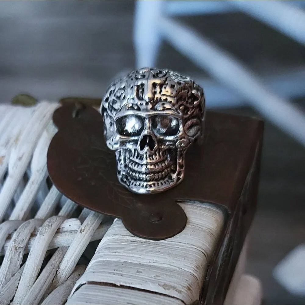 Sugar Skull Silverstone Skull & Crosses Ring